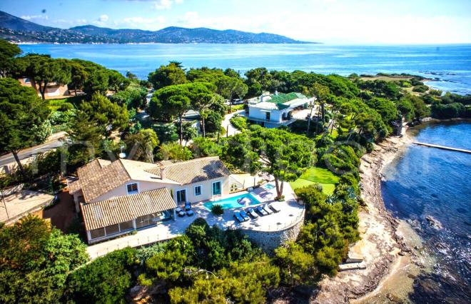 Plus de détail de la villa : Villa CAP EXCEPTION  a Sainte-Maxime